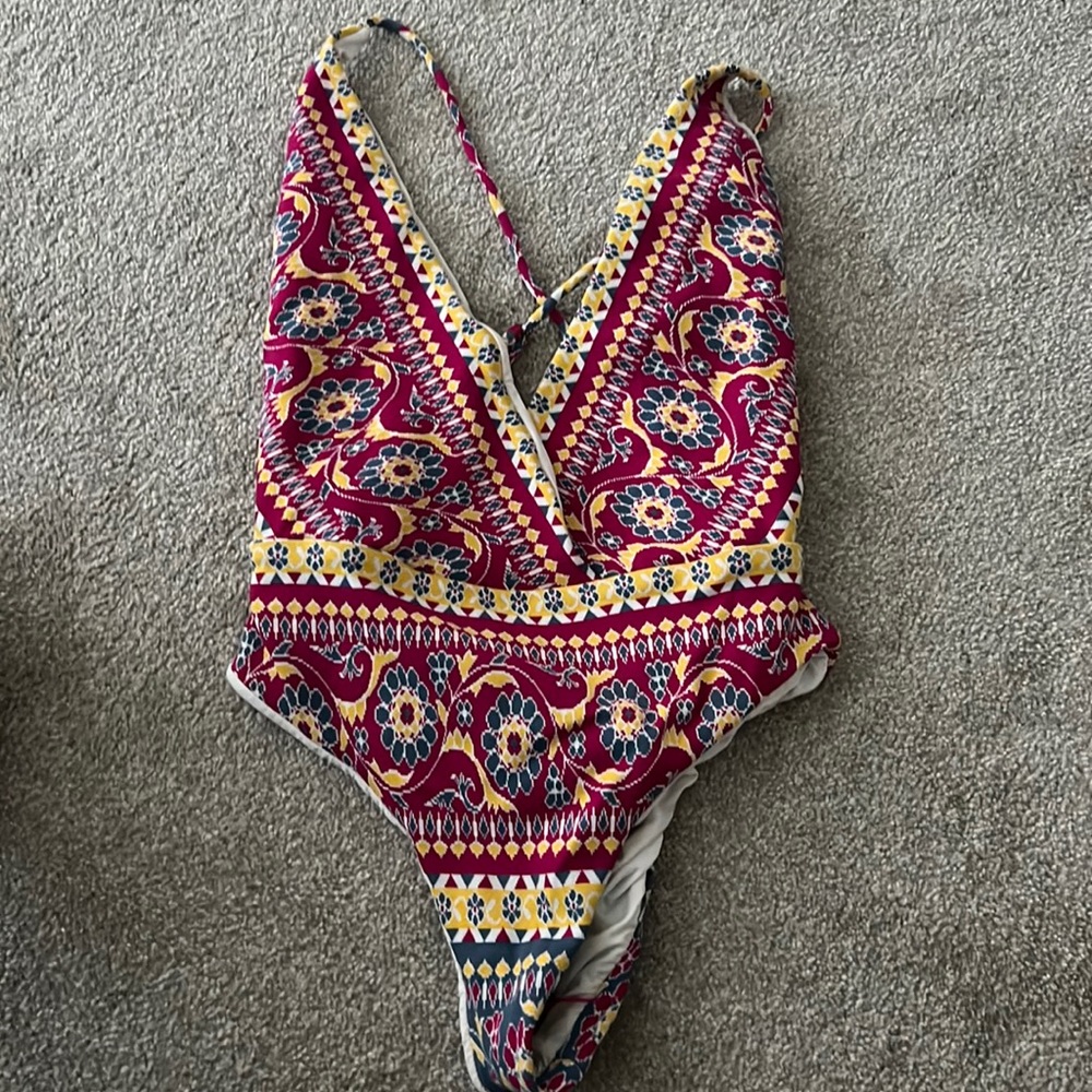one piece SHOP SOAH hand woven swimsuit